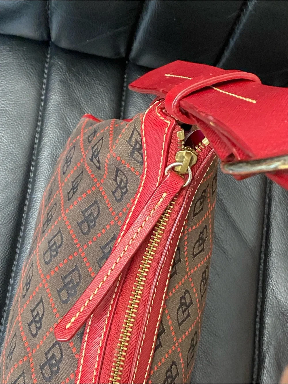 Vintage Dooney And Bourke Signature Quilt Hobo Dark Red Zip Small Shoulder Bag